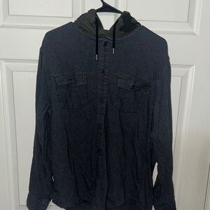 Green Lightweight Shirt Jacket with Black Accents